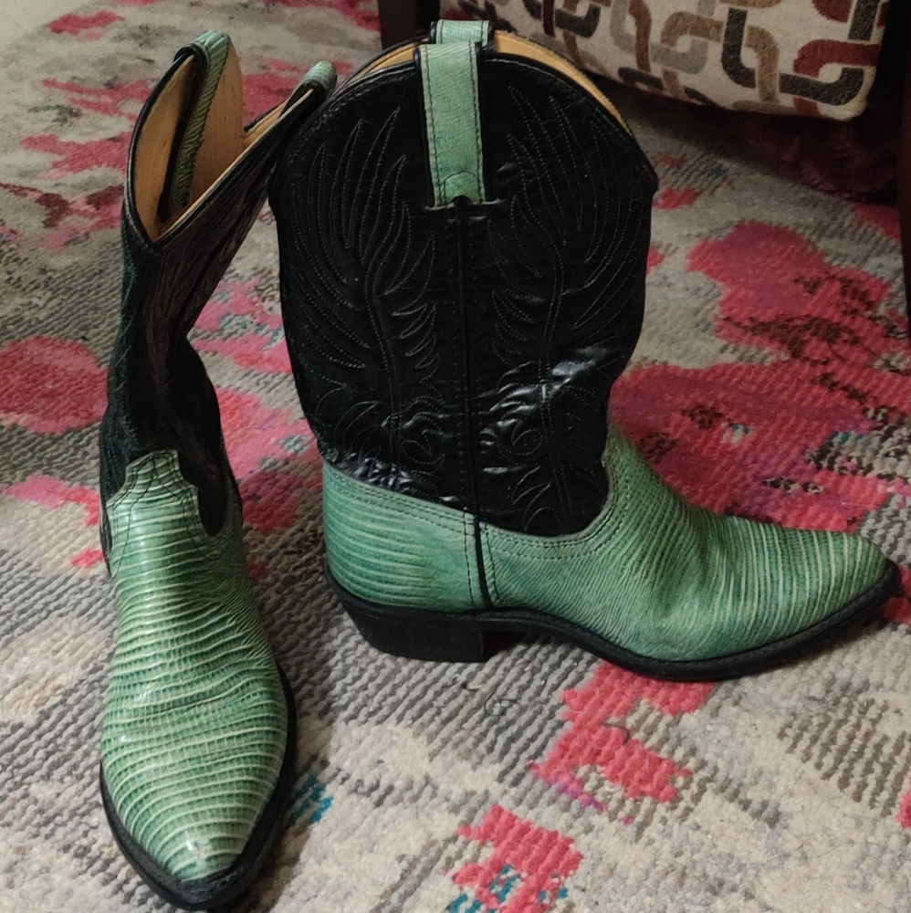 Women's Vintage Cowboy boots Green and Black 6.5 Rodeo Drive EUC